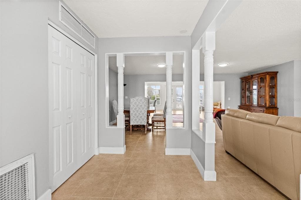710 116TH AVENUE photo 11
