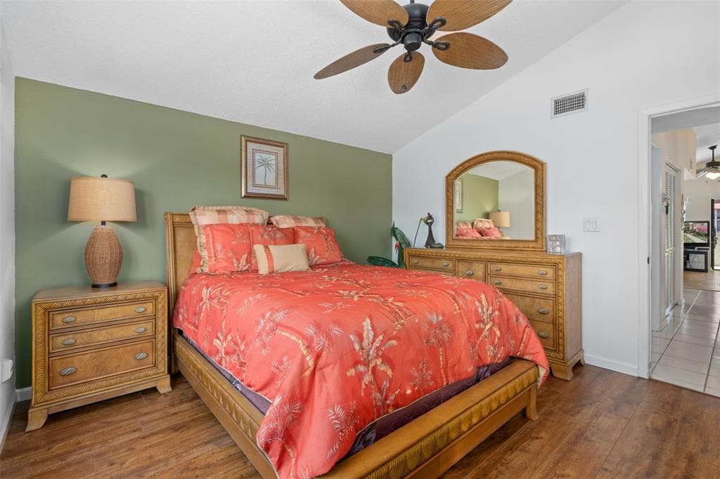 2571 CYPRUS DRIVE 1-201 photo 18