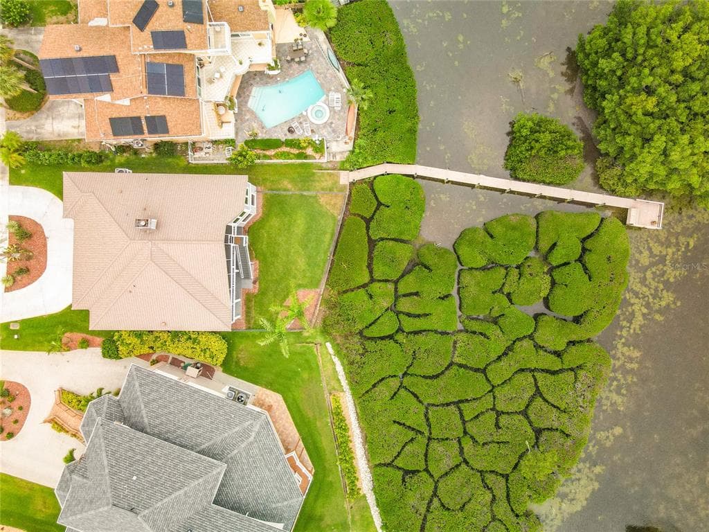 2021 NORTH POINTE ALEXIS DRIVE photo 2