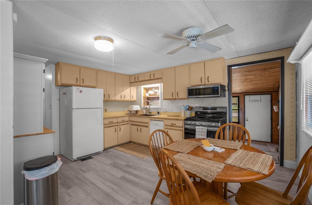 4556 E SHOREWOOD DRIVE photo 14