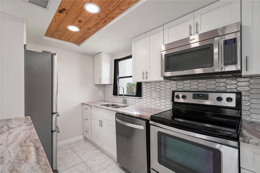 3230 WHITE IBIS COURT A1-2 photo 2