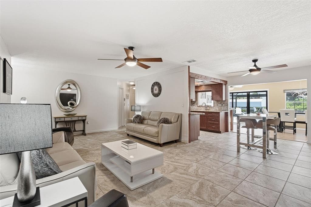 18881 MCGRATH CIRCLE photo 23
