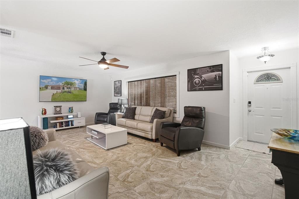 18881 MCGRATH CIRCLE photo 20