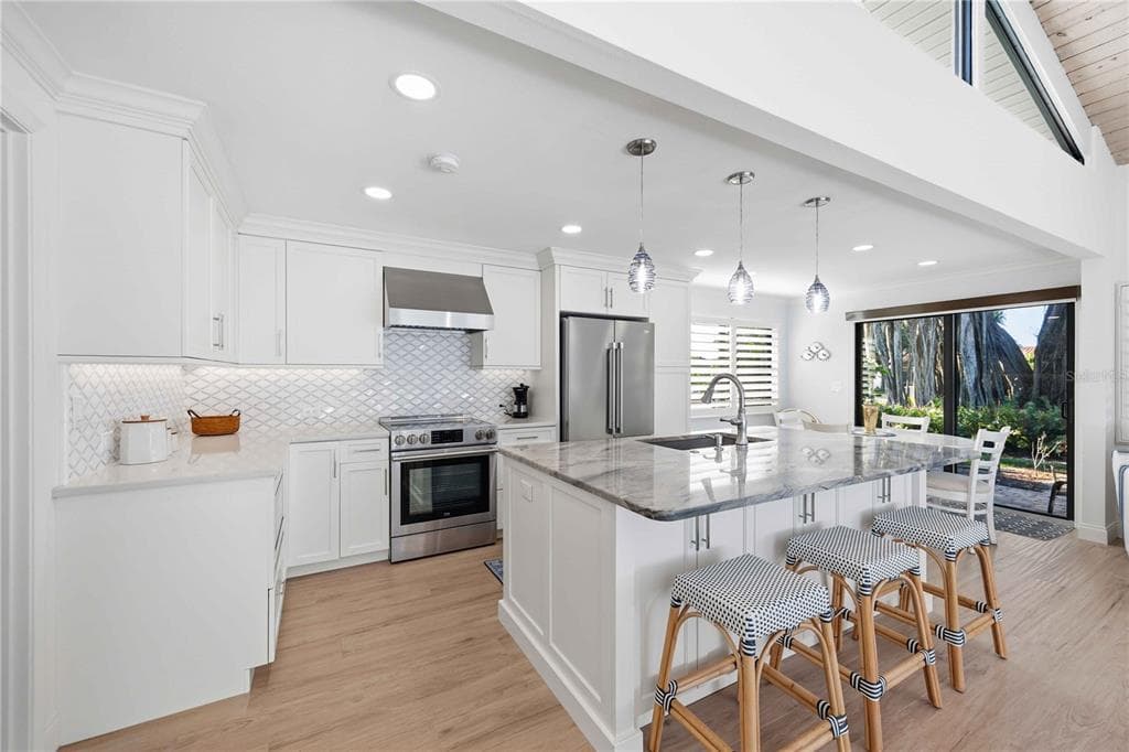 500 PARK BOULEVARD S 22 photo 12