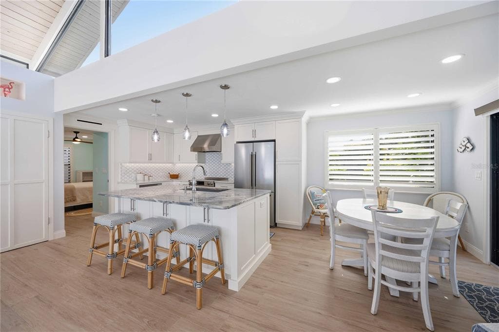 500 PARK BOULEVARD S 22 photo 14