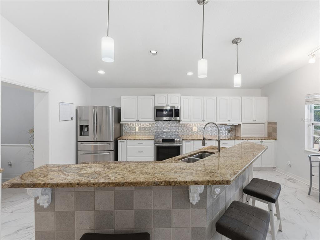 6640 WINDING OAK DRIVE photo 12