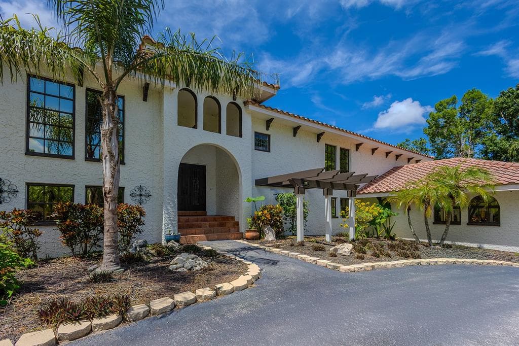 500 N HIGHLAND AVENUE photo 3