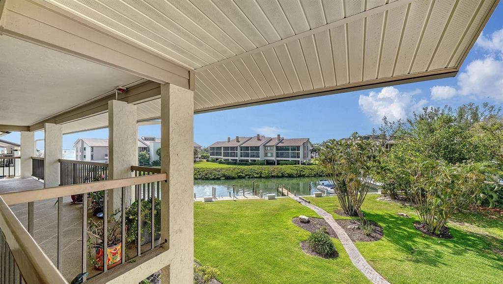 3840 MARINERS WAY 524A photo 6