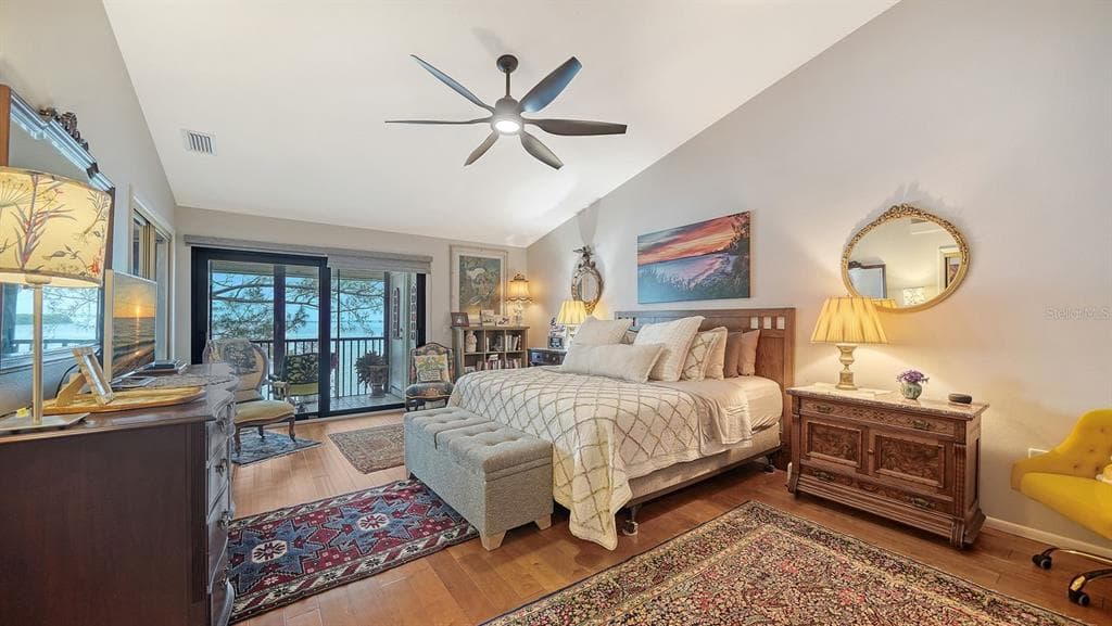 3840 MARINERS WAY 524A photo 20
