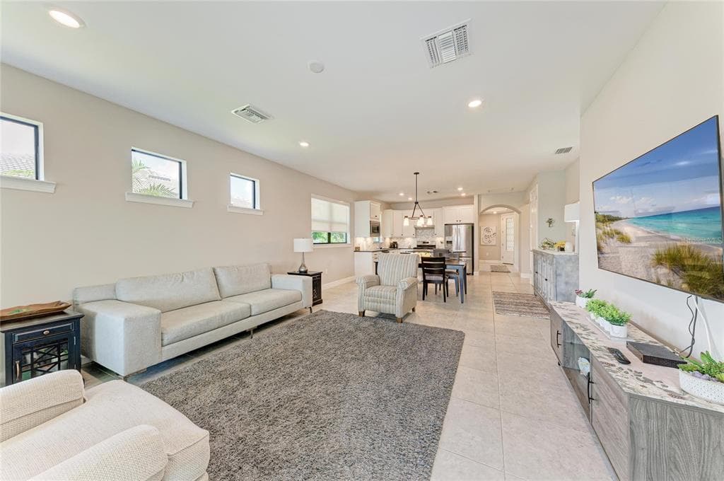 7018 HOLBROOK COVE photo 13