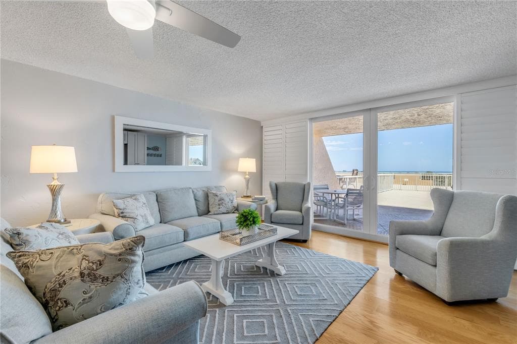 257 MINORCA BEACH WAY 103 photo 20
