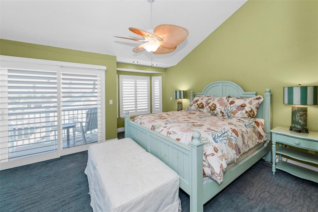 13303 GULF LANE photo 22