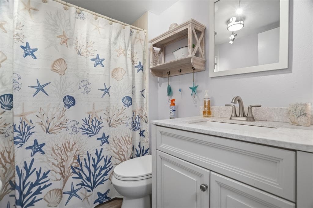 5557 SEA FOREST DRIVE 215 photo 8