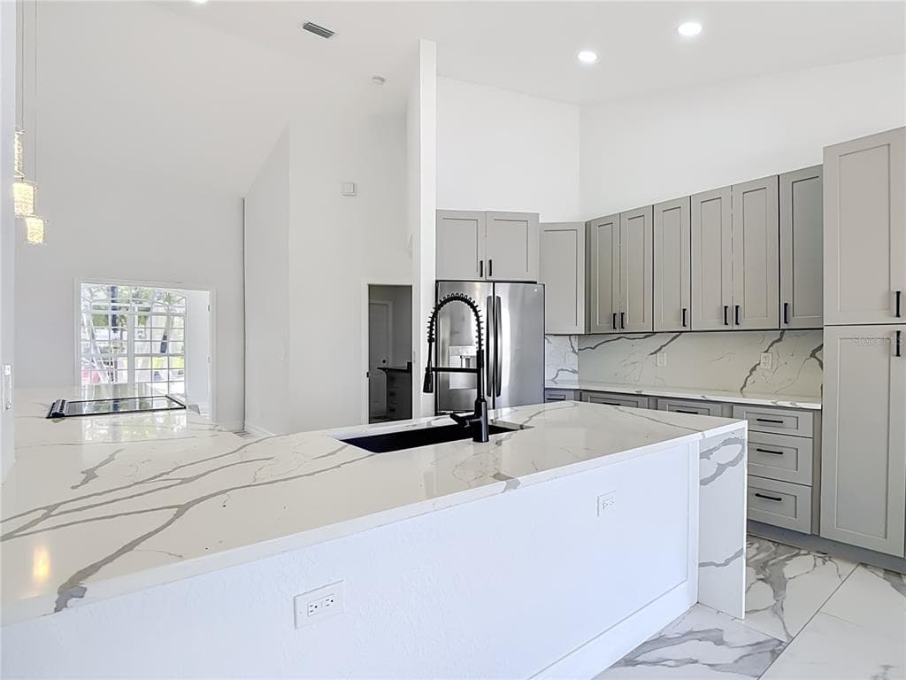 2503 AVIATION PARKWAY photo 23
