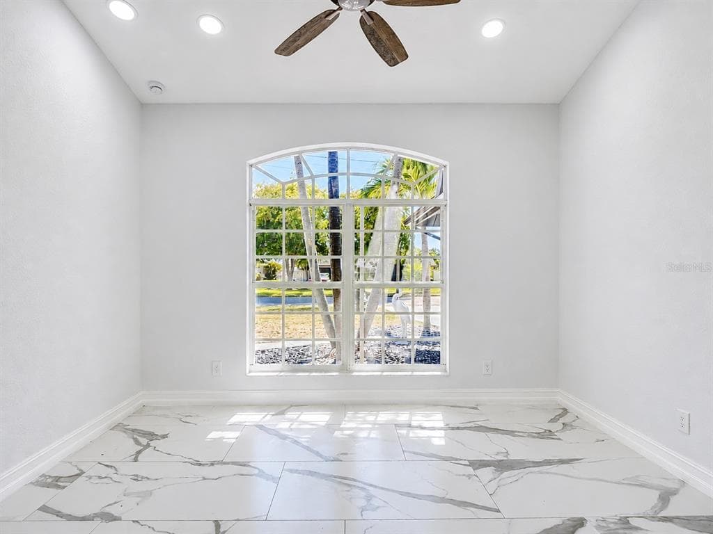 2503 AVIATION PARKWAY photo 11