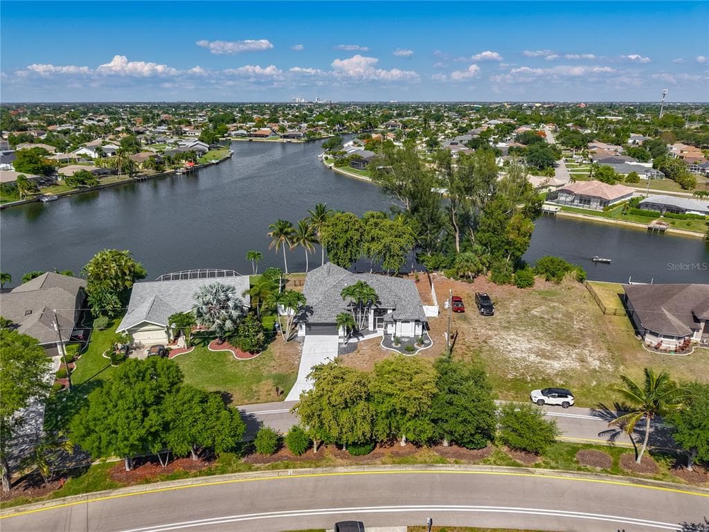 2503 AVIATION PARKWAY photo 4