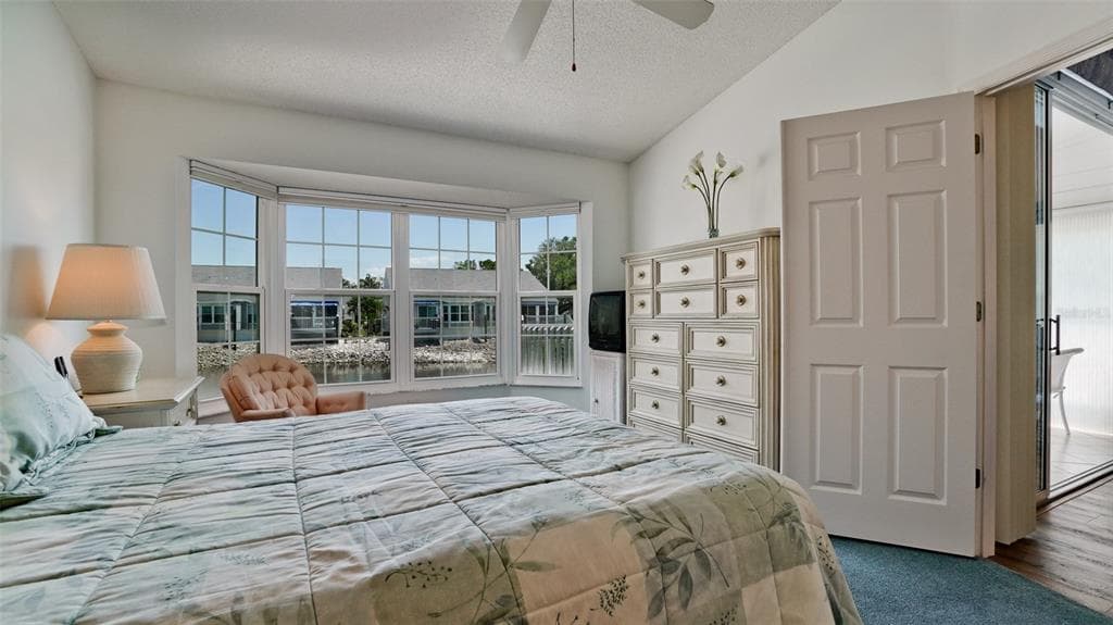 1011 IBIS COURT photo 19
