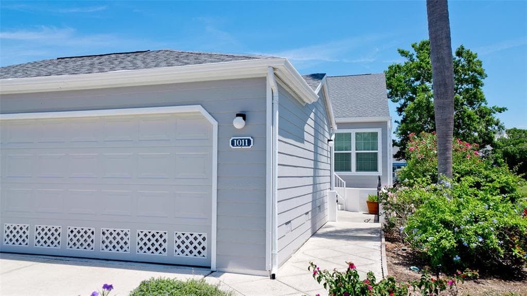 1011 IBIS COURT photo 4
