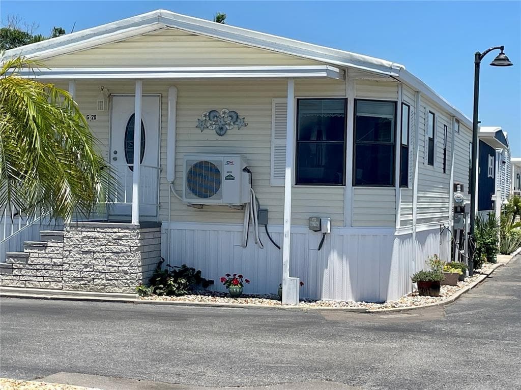 3710 GULF OF MEXICO DRIVE G20 photo 1