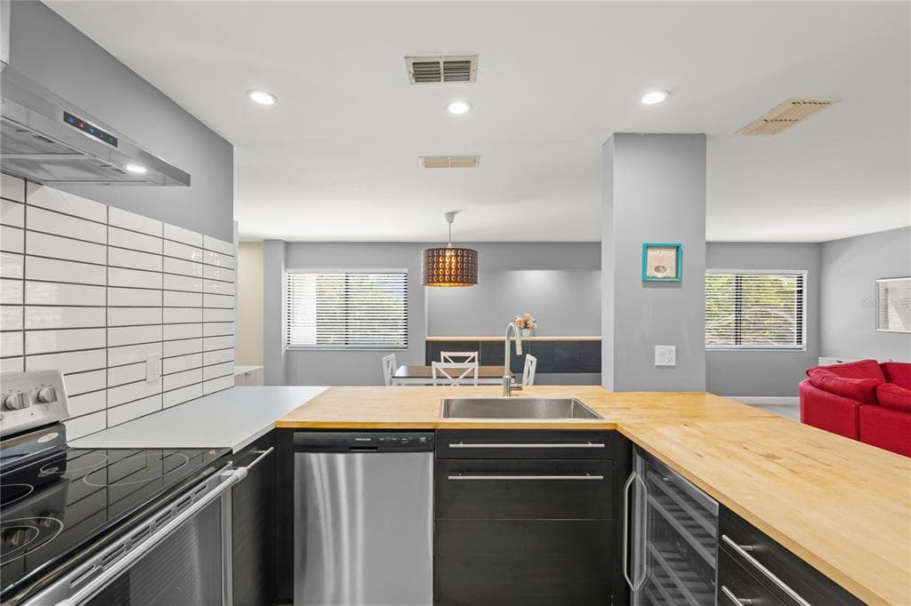 2746 ORCHID OAKS DRIVE #301 2