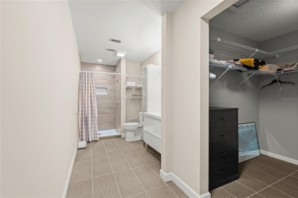 2746 ORCHID OAKS DRIVE 301 photo 15
