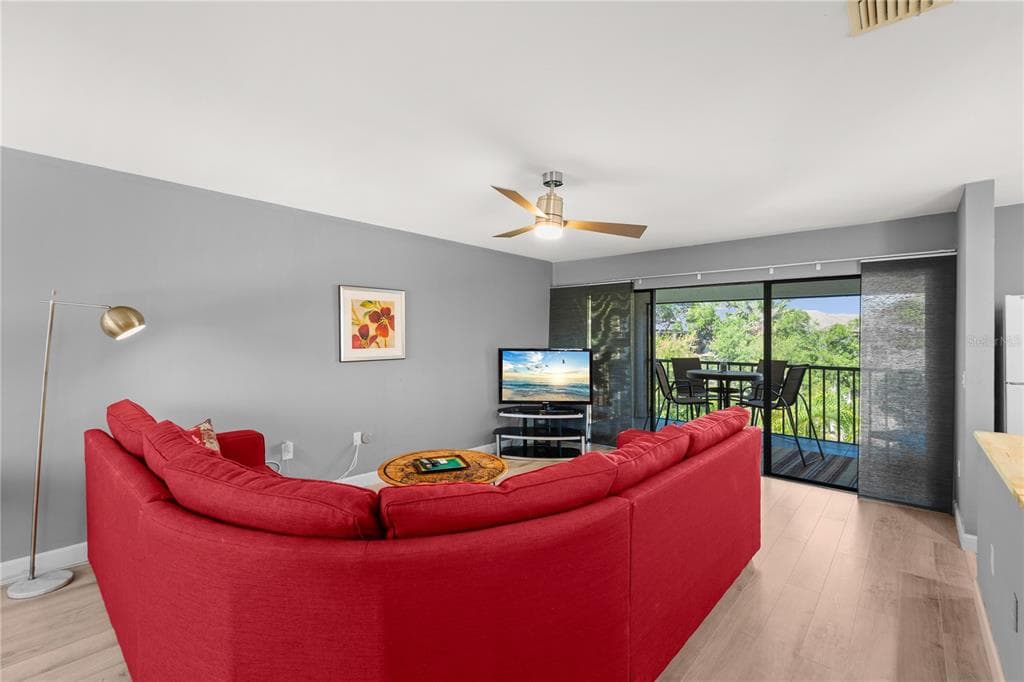 2746 ORCHID OAKS DRIVE #301 4