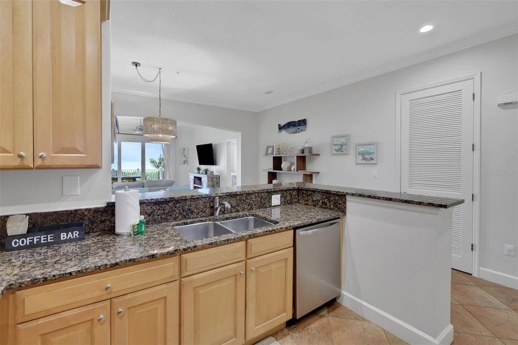 900 CINNAMON BEACH WAY 822 photo 10