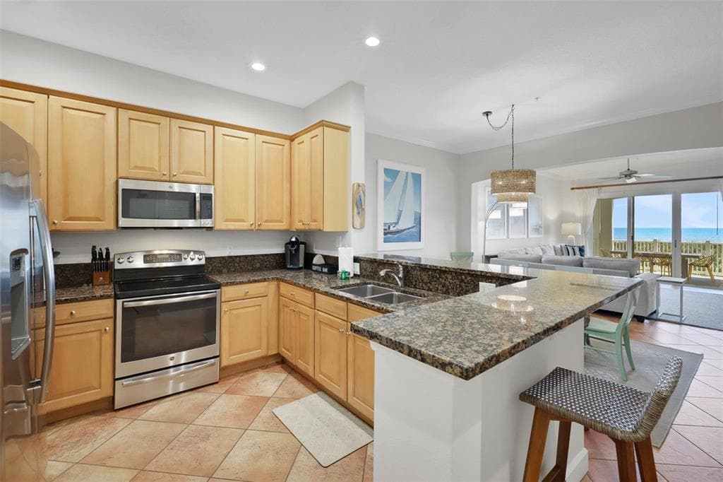 900 CINNAMON BEACH WAY 822 photo 4