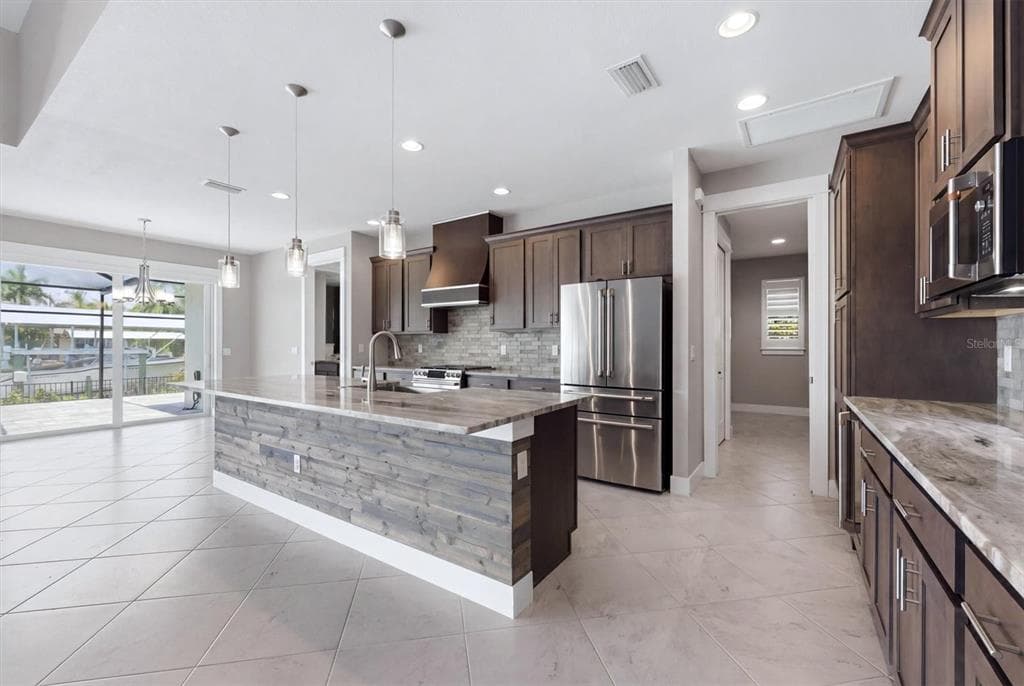 15530 STAUNTON CIRCLE photo 9