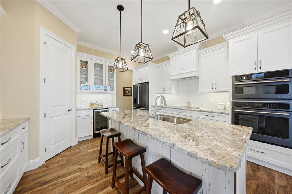 9240 PINE COVE DRIVE photo 17