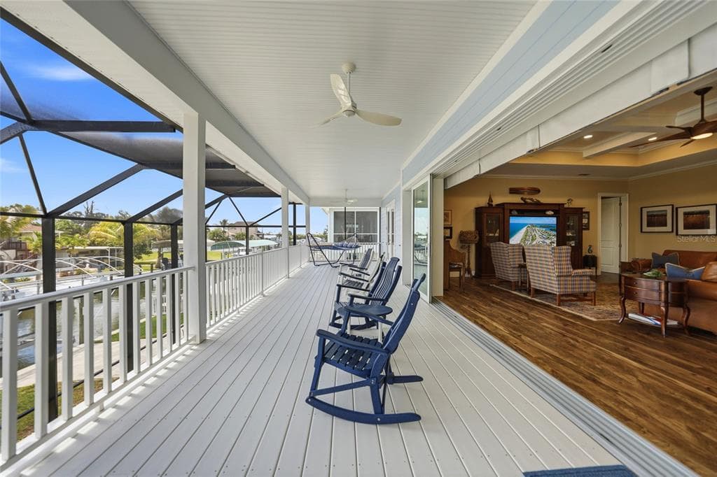 9240 PINE COVE DRIVE photo 15