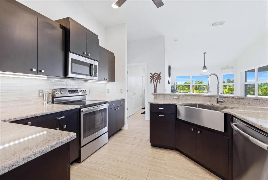 15738 APPLEWHITE CIRCLE photo 13