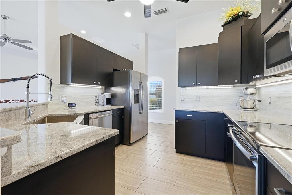 15738 APPLEWHITE CIRCLE photo 12