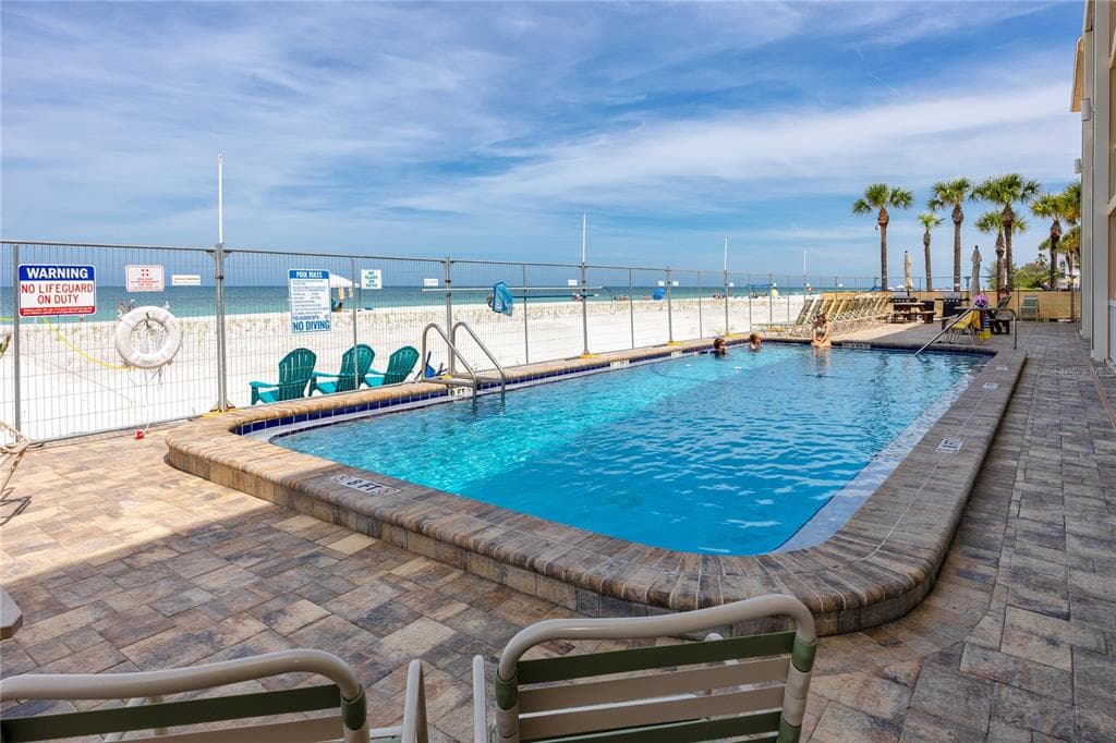 50 GULF BOULEVARD 108 photo 24