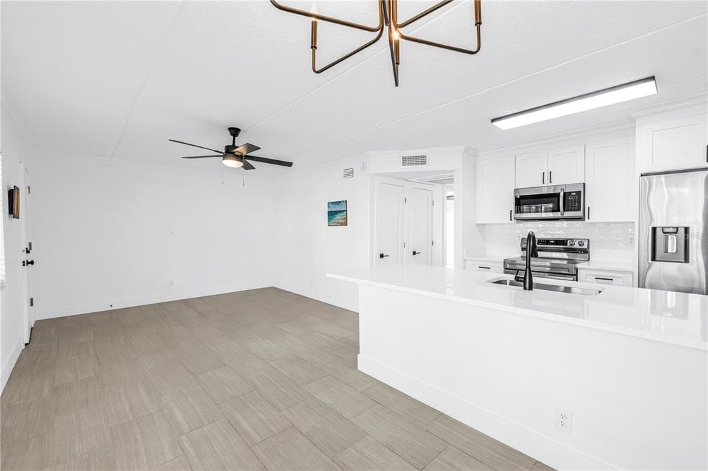 10375 PARADISE BOULEVARD 51 photo 18