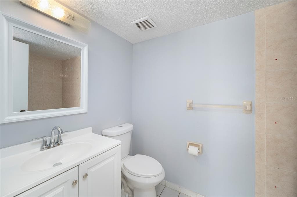 1400 MINEO DRIVE 12D photo 20