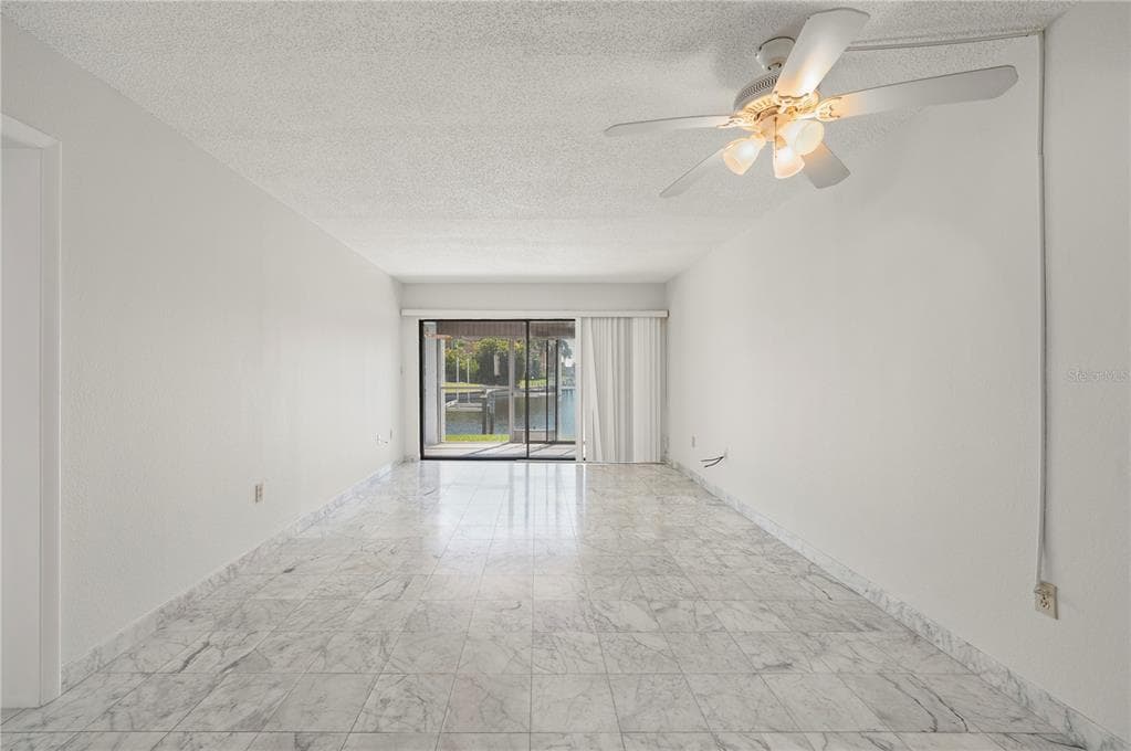 1400 MINEO DRIVE 12D photo 9