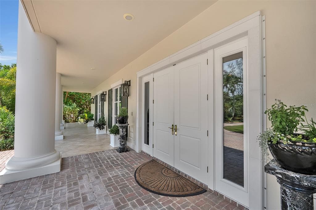 8132 SANDERLING ROAD photo 23
