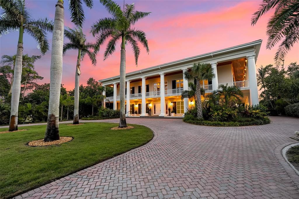 8132 SANDERLING ROAD 1