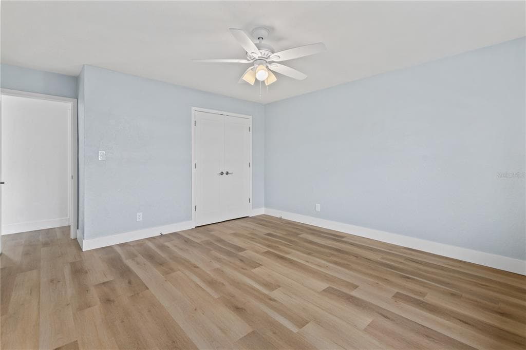 5830 MIDNIGHT PASS ROAD 29 photo 12