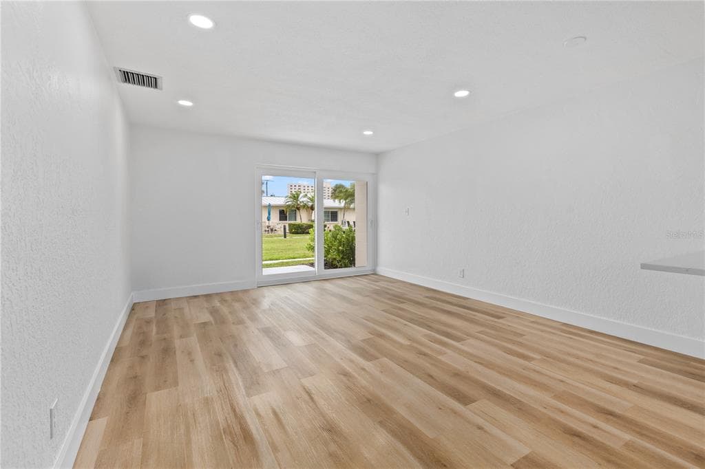 5830 MIDNIGHT PASS ROAD 29 photo 5