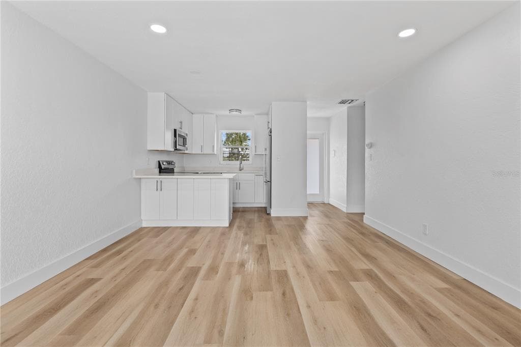 5830 MIDNIGHT PASS ROAD 29 photo 4
