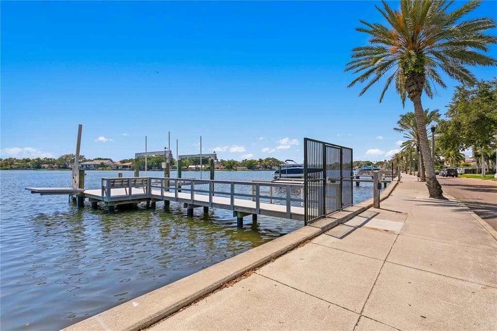 2926 COFFEE POT BOULEVARD NE photo 3