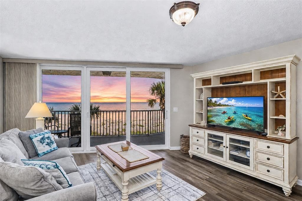 13336 GULF BOULEVARD 204 photo 6