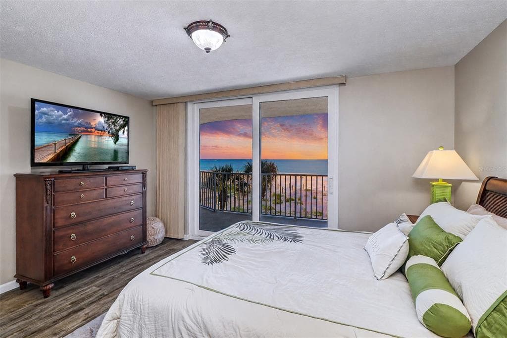 13336 GULF BOULEVARD 204 photo 8