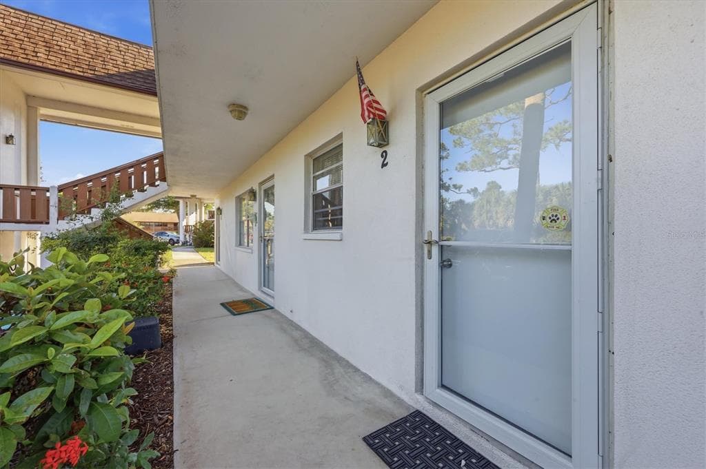 2 QUAILS RUN BOULEVARD 2104 photo 3