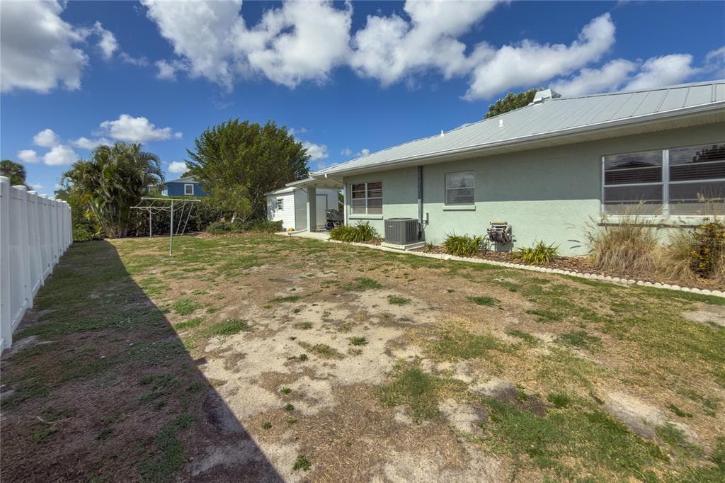4517 8TH STREET COURT E photo 10