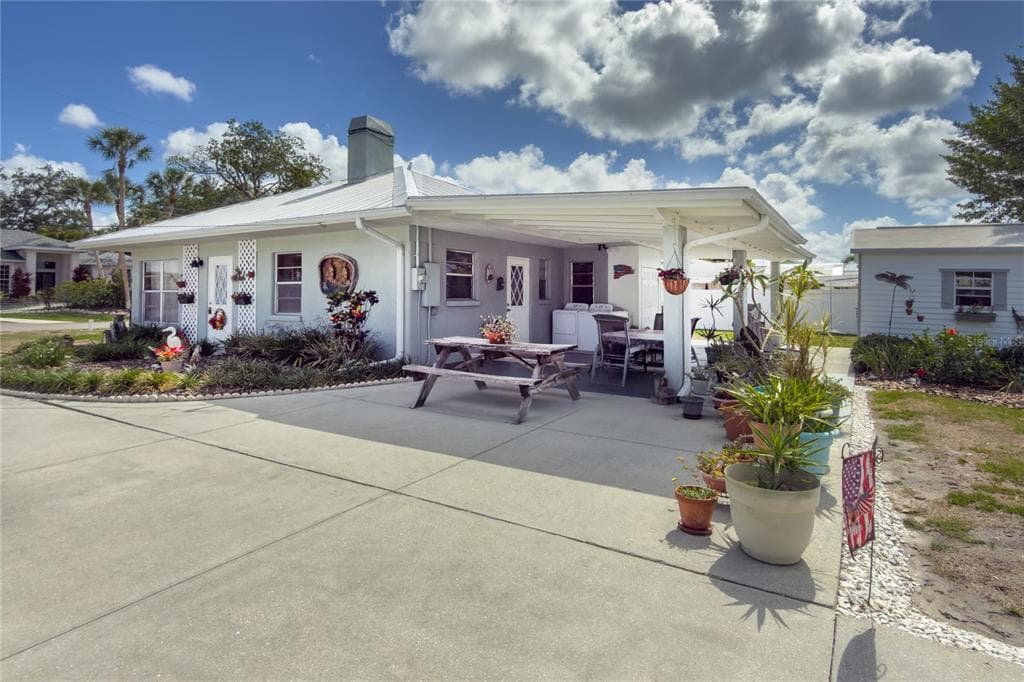 4517 8TH STREET COURT E photo 8