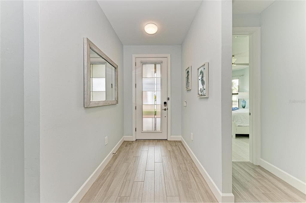 7412 SUMMERLAND COVE photo 9