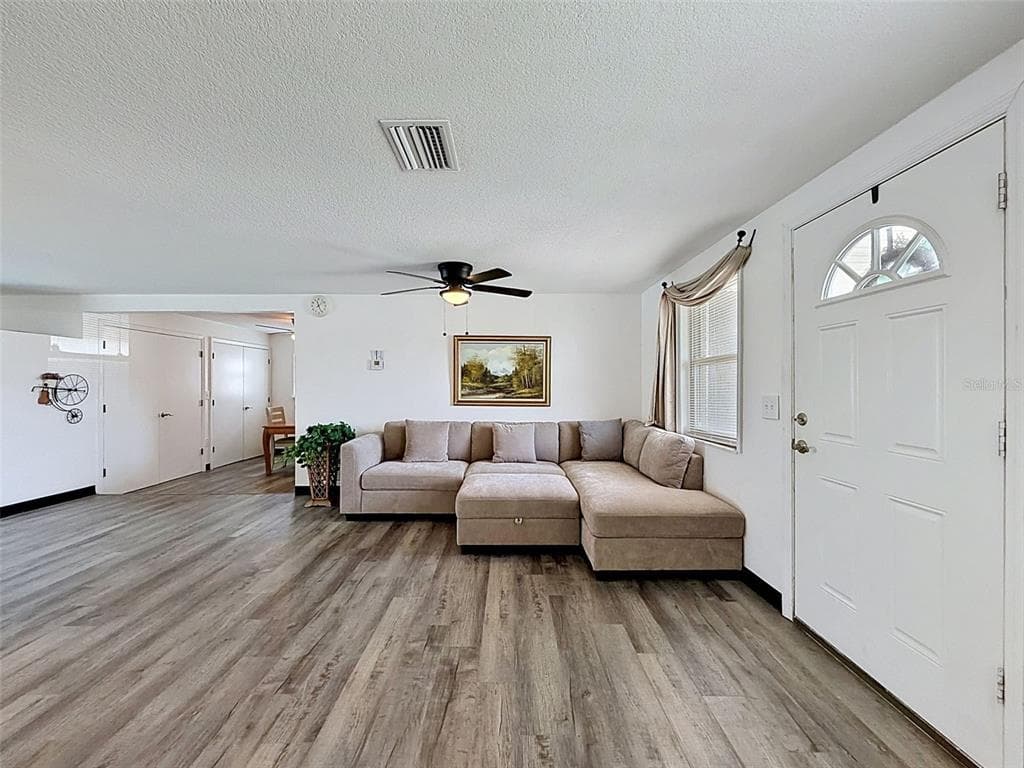 12735 1ST ISLE photo 7